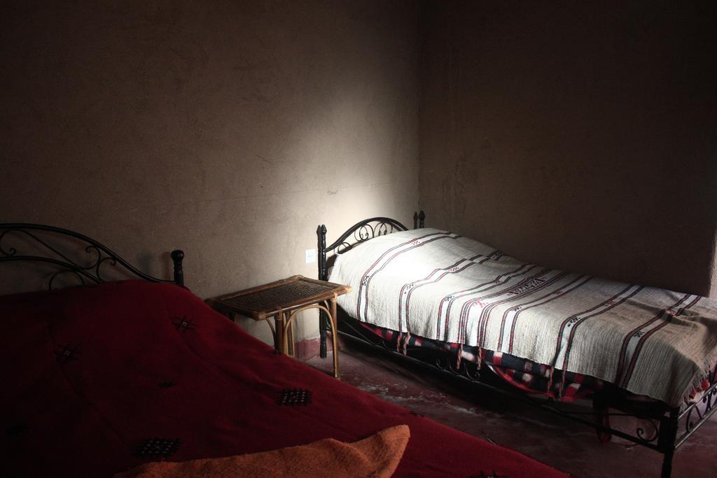 Maison d'Hôte La Roche Noire Fint Chambre photo