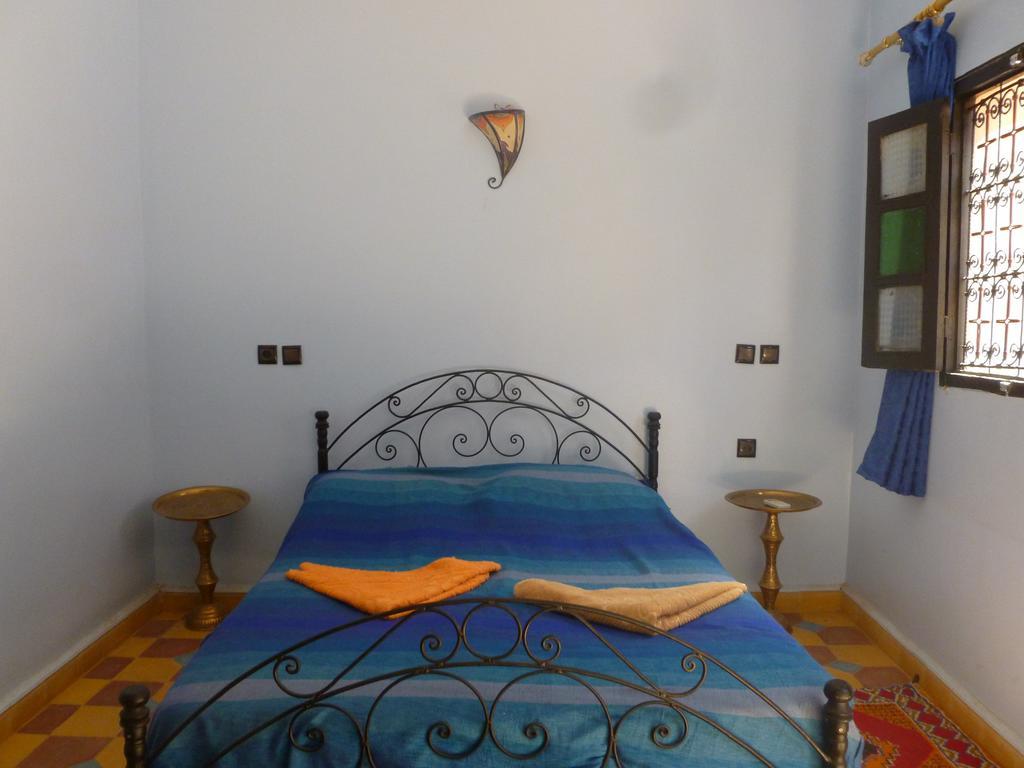 Maison d'Hôte La Roche Noire Fint Chambre photo